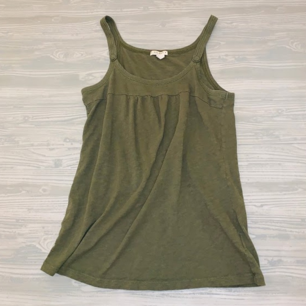 {Old Navy} Olive Tank Top Sz L